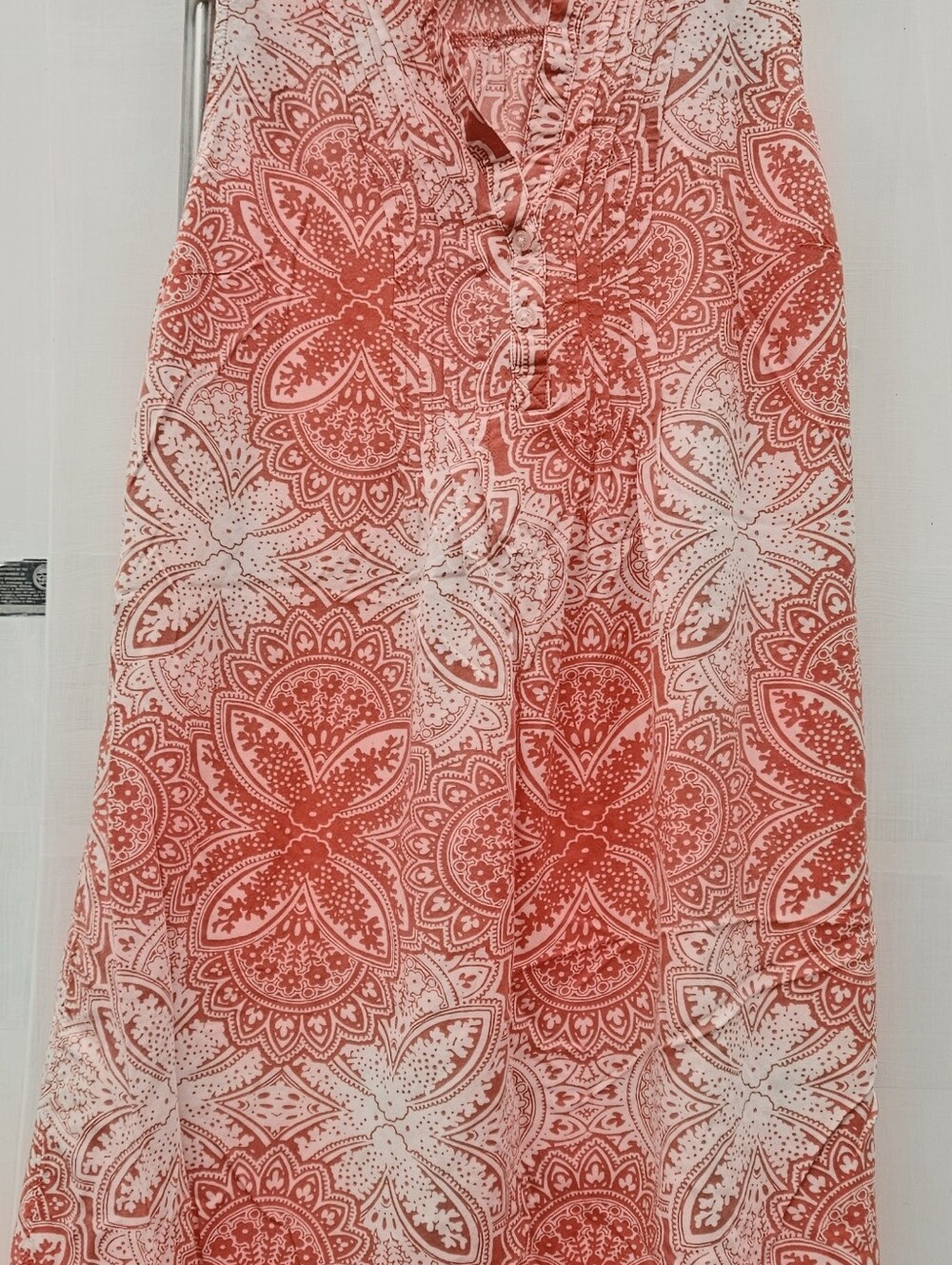 Fun and Breezy Summer Dress Red, White, Pink. Pleated Front, Knee Length (S)